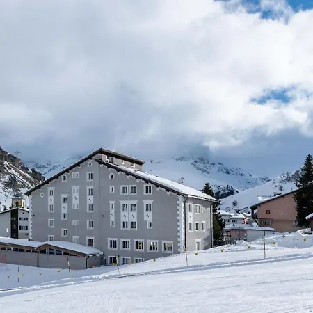 Hotel Grischuna Bivio
