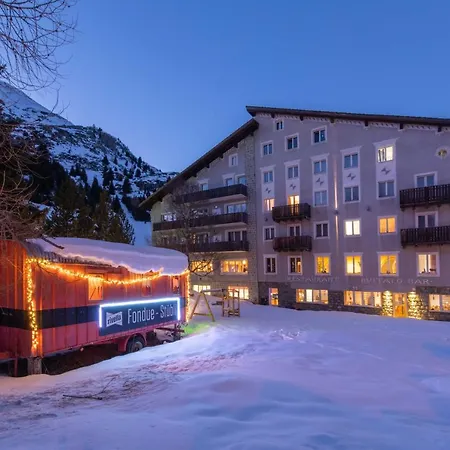 Grischuna מלון 3*