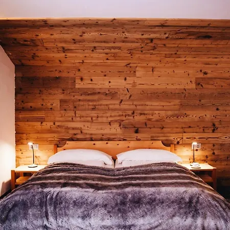 Grischuna מלון ביביו